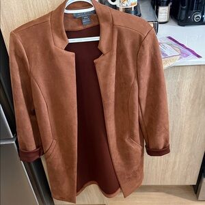 Suzy shier Women's Tan Blazer